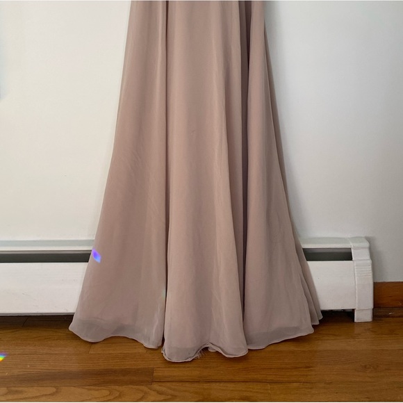 DAVID’S BRIDAL bridesmaid dress in champagne (size 0) - Picture 2 of 4